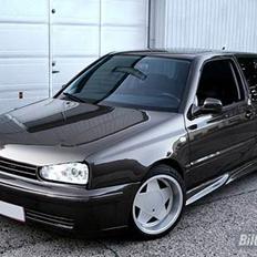 VW Golf 1,8 CL Brun - SOLGT