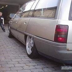 Opel Omega st.car  SOLGT !