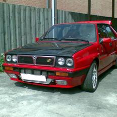 Lancia delta integrale 16V