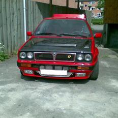 Lancia delta integrale 16V