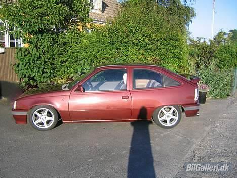Opel Kadett E * DØD* - Så langt skal hun ned. Lidt photoshop af jonas P tak for hjælpen billede 16