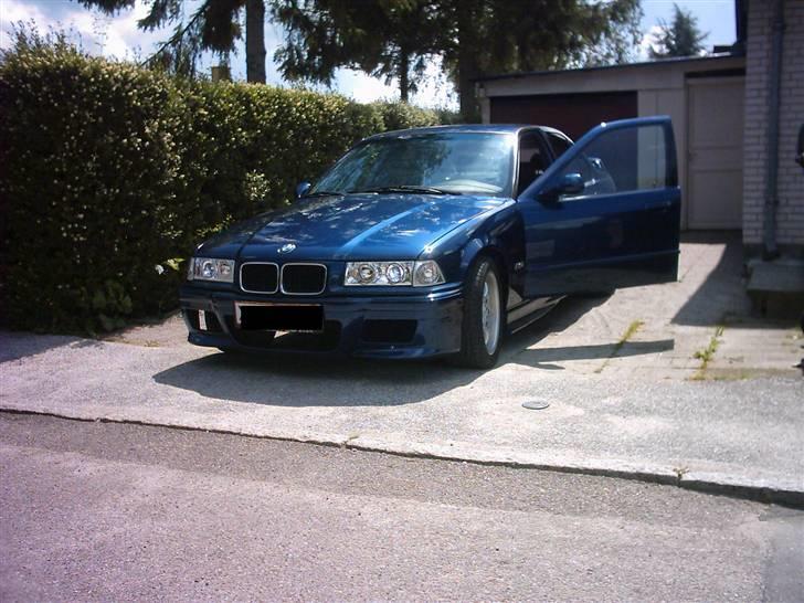 BMW 318i 1,8 billede 3