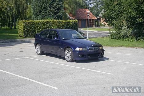 BMW 318TI [Tidl. bil] billede 8