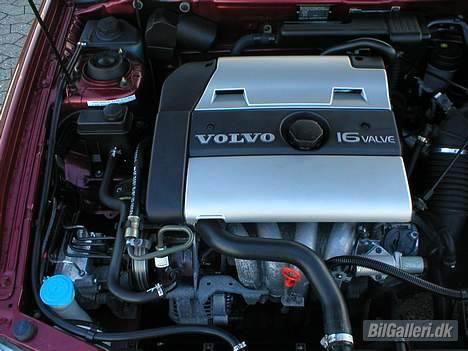 Volvo S40 - det er så den store motor eller noget:) billede 10