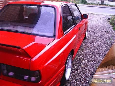 BMW E30 M3 Replica - SOLGT billede 3