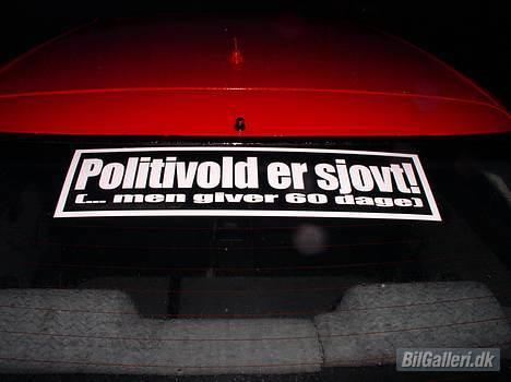 Mazda 626 2.0 SKROTET - min streamer i bagruden... sys den er lidt fun... billede 4