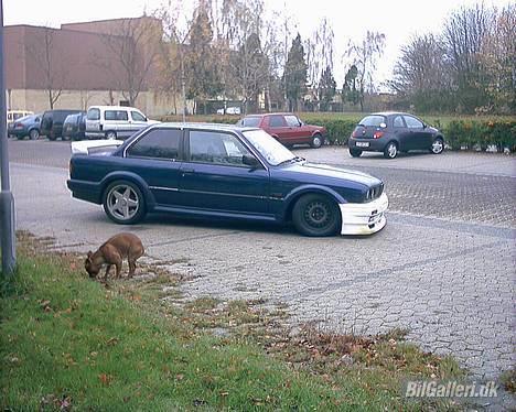 BMW E30 320 <<SOLGT>> billede 11
