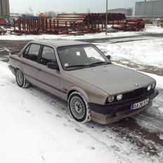 BMW E30 318i