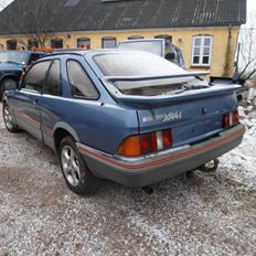Ford Sierra XR4I MK1  SKROTTET PGA RUST