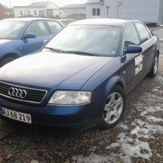 Audi A6 2,8