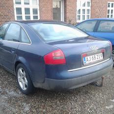 Audi A6 2,8