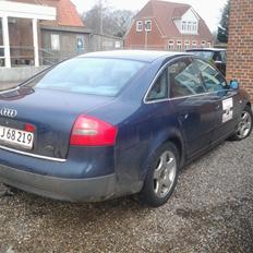 Audi A6 2,8