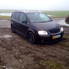 VW Touran 2.0 TDI HIGHLINE