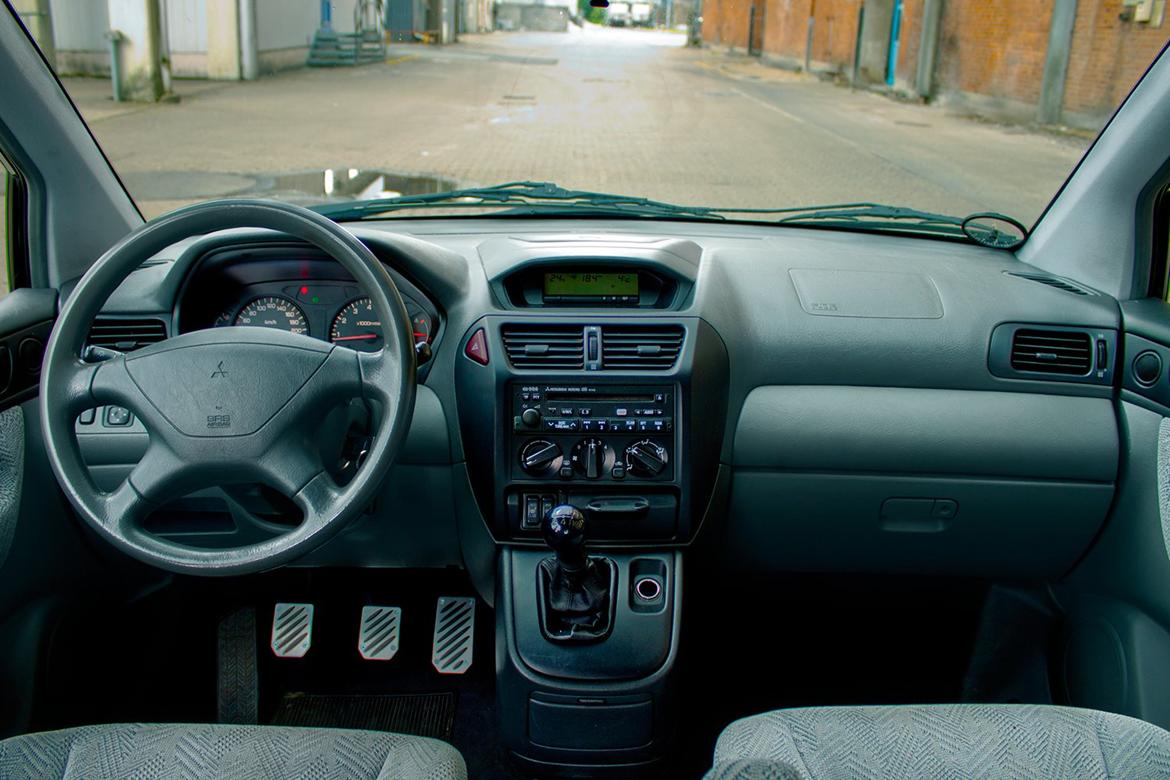 Mitsubishi Space Wagon 2.4 GLX GDI billede 16