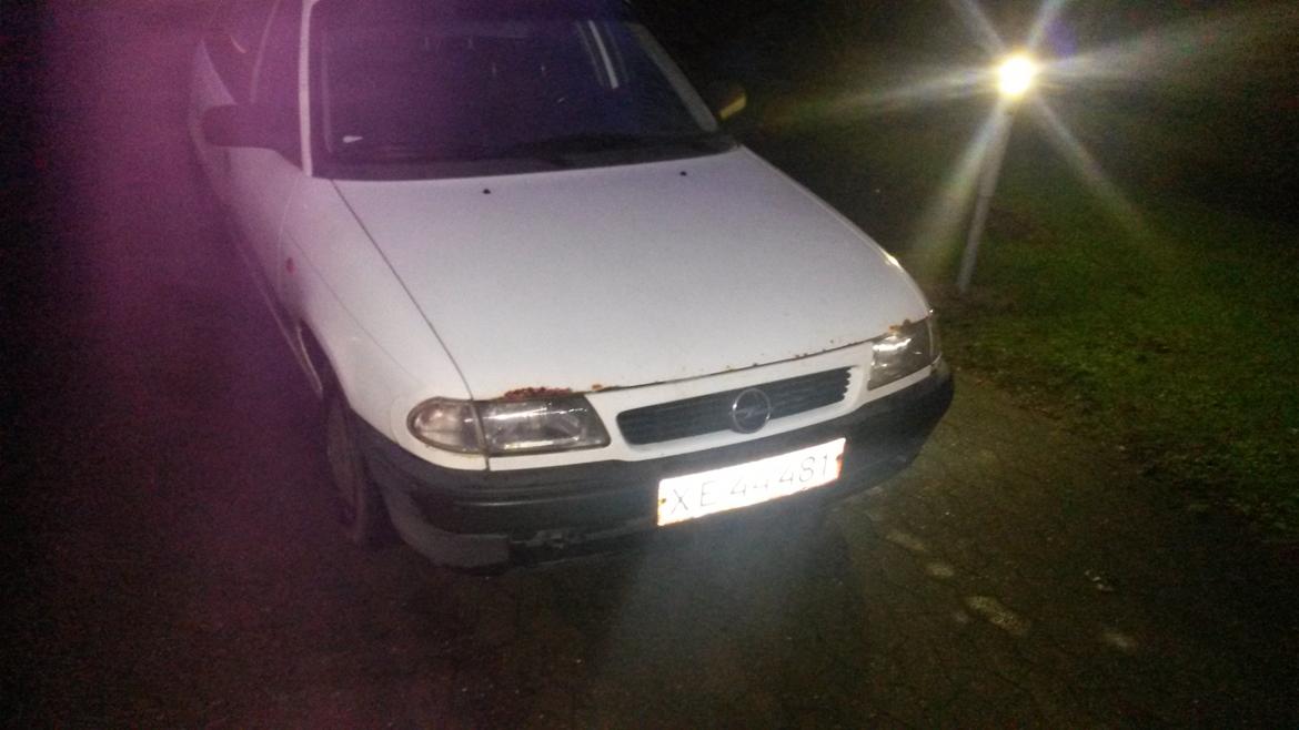Opel Astra F (SKROTTET) billede 12