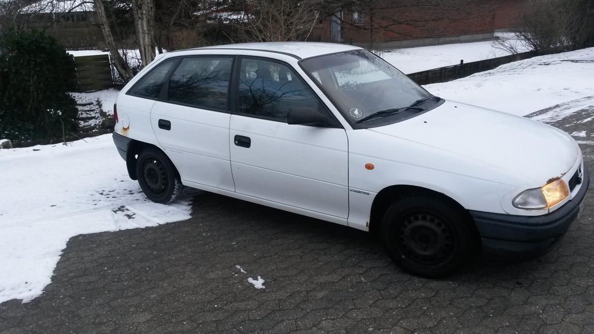 Opel Astra F (SKROTTET) billede 18