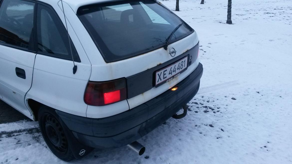 Opel Astra F (SKROTTET) billede 19