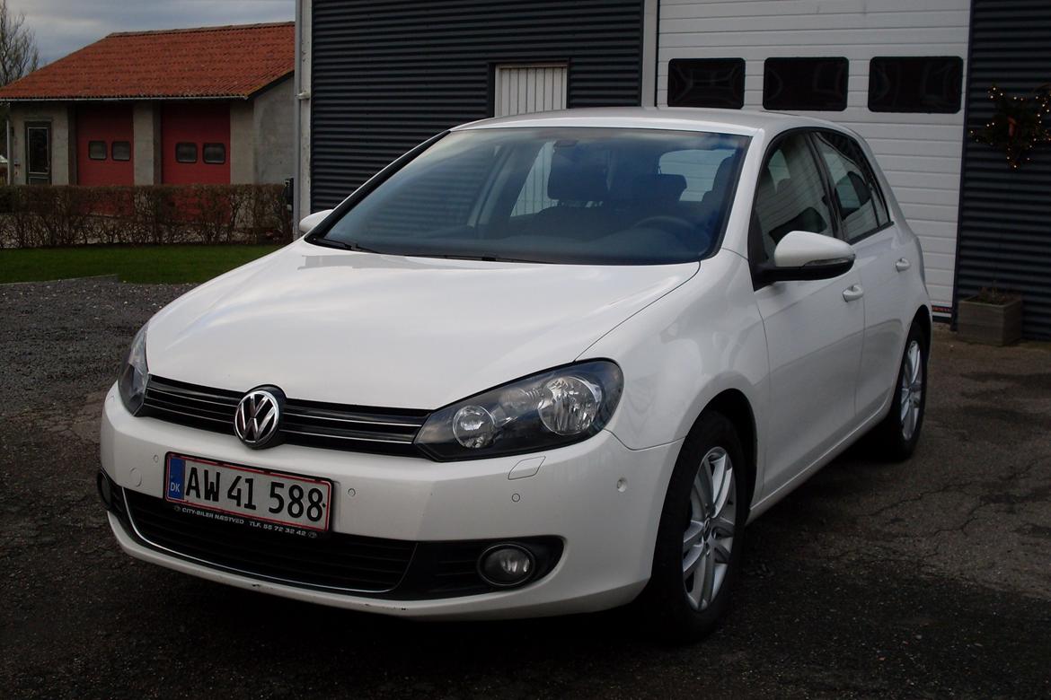 VW Golf VI 1.6TDI Bluemotion Highline #Solgt# billede 2