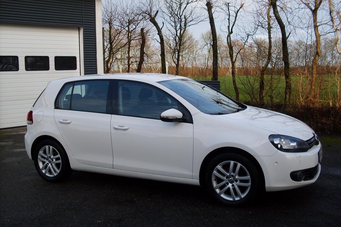 VW Golf VI 1.6TDI Bluemotion Highline #Solgt# billede 5
