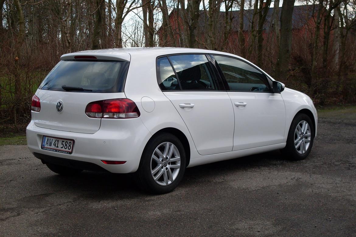 VW Golf VI 1.6TDI Bluemotion Highline #Solgt# billede 6