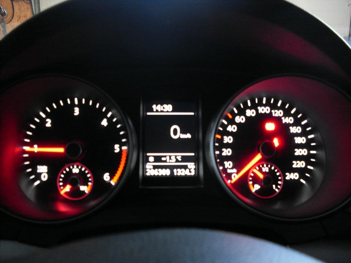 VW Golf VI 1.6TDI Bluemotion Highline #Solgt# billede 16