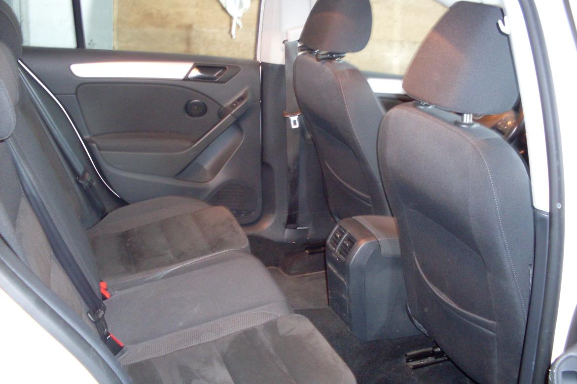 VW Golf VI 1.6TDI Bluemotion Highline #Solgt# billede 13