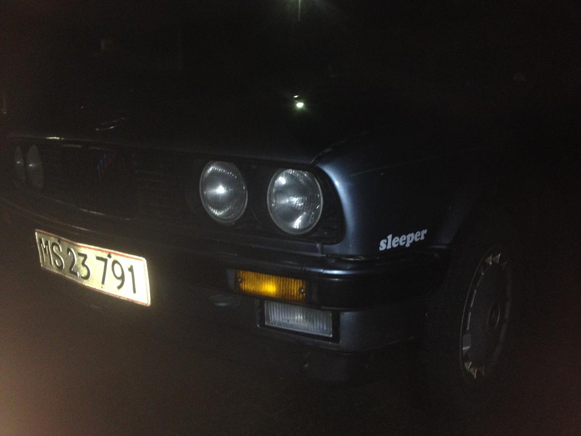 BMW E30 320i billede 22