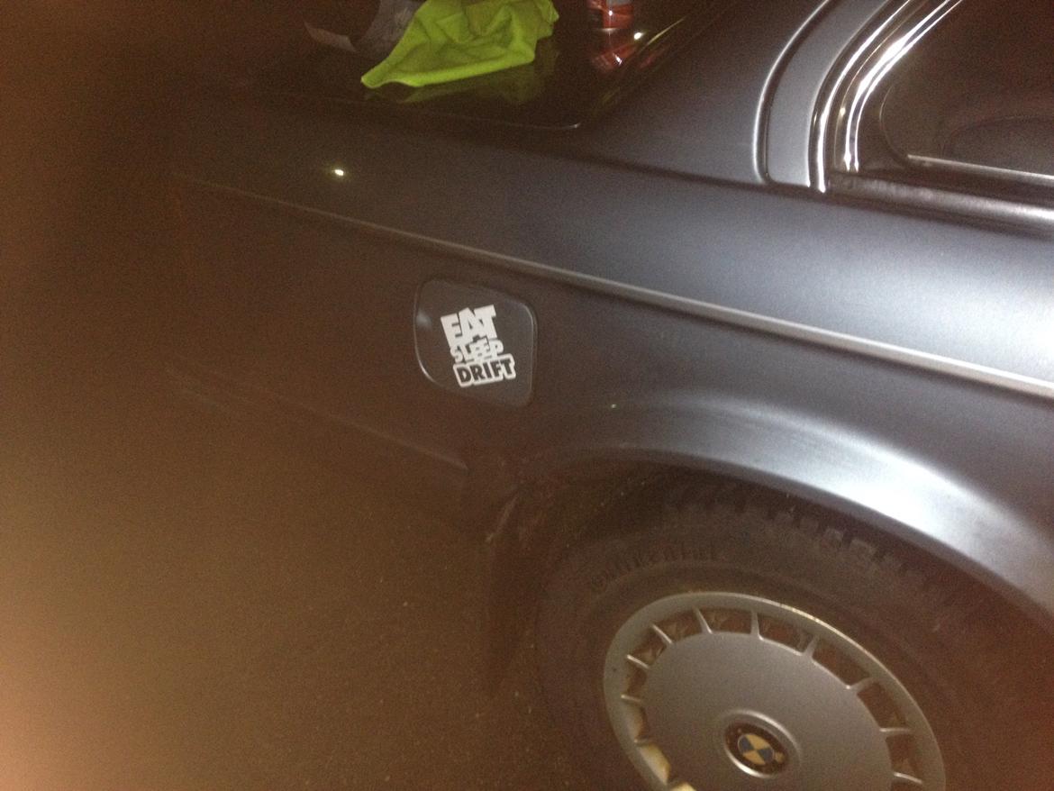 BMW E30 320i billede 23