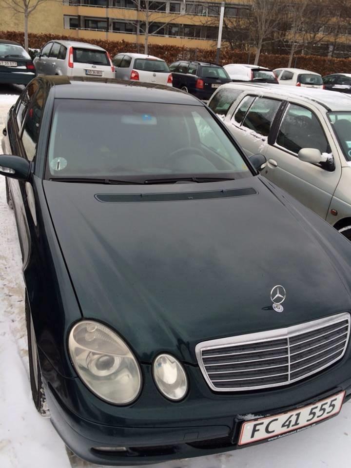 Mercedes Benz E220 CDI (Tidl. bil) - Beklager de dårlige billeder, men når sneen nu går væk, så lover jeg at der kommer nogle nye flotte billeder.  billede 5