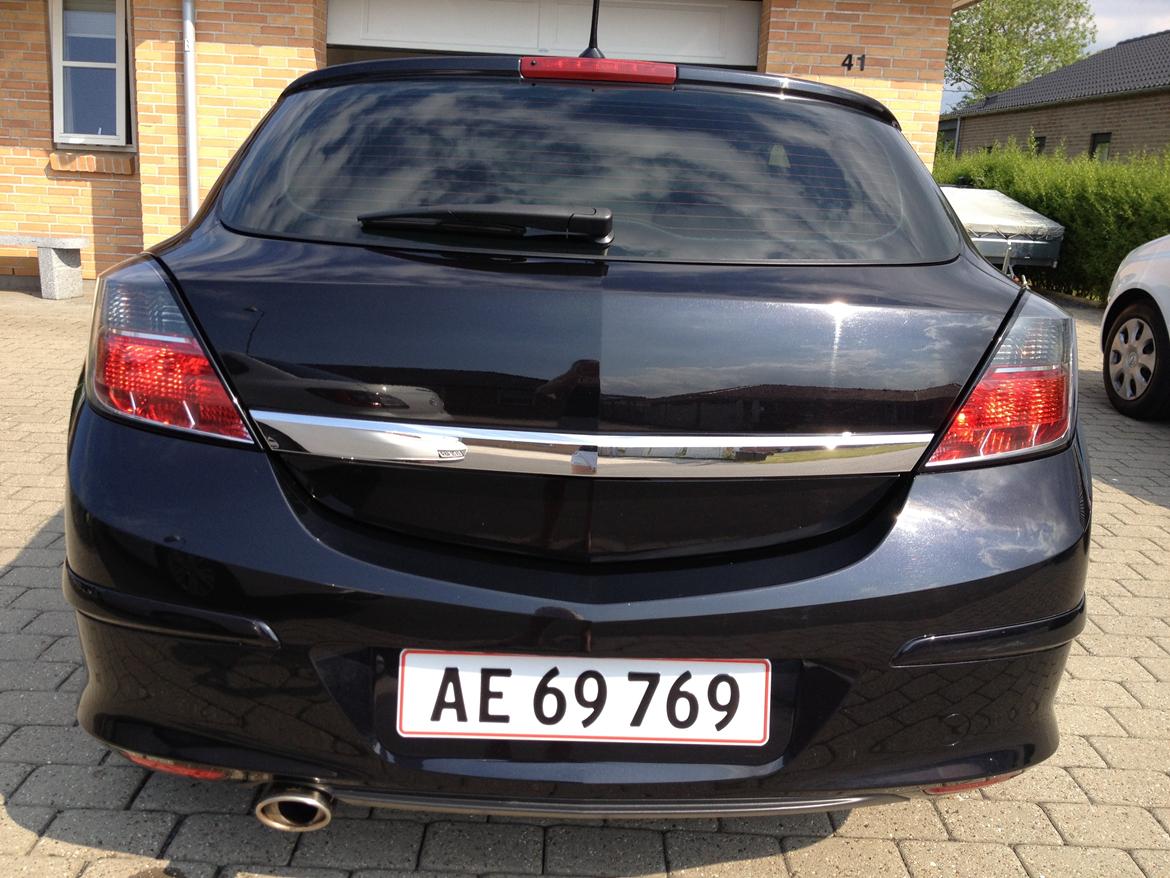 Opel Astra GTC 2.0 turbo billede 3