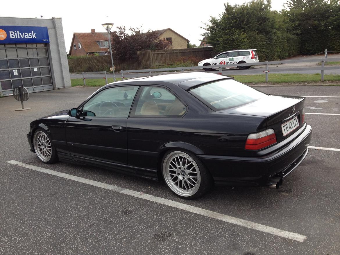 BMW E36 Coupé 320i billede 1