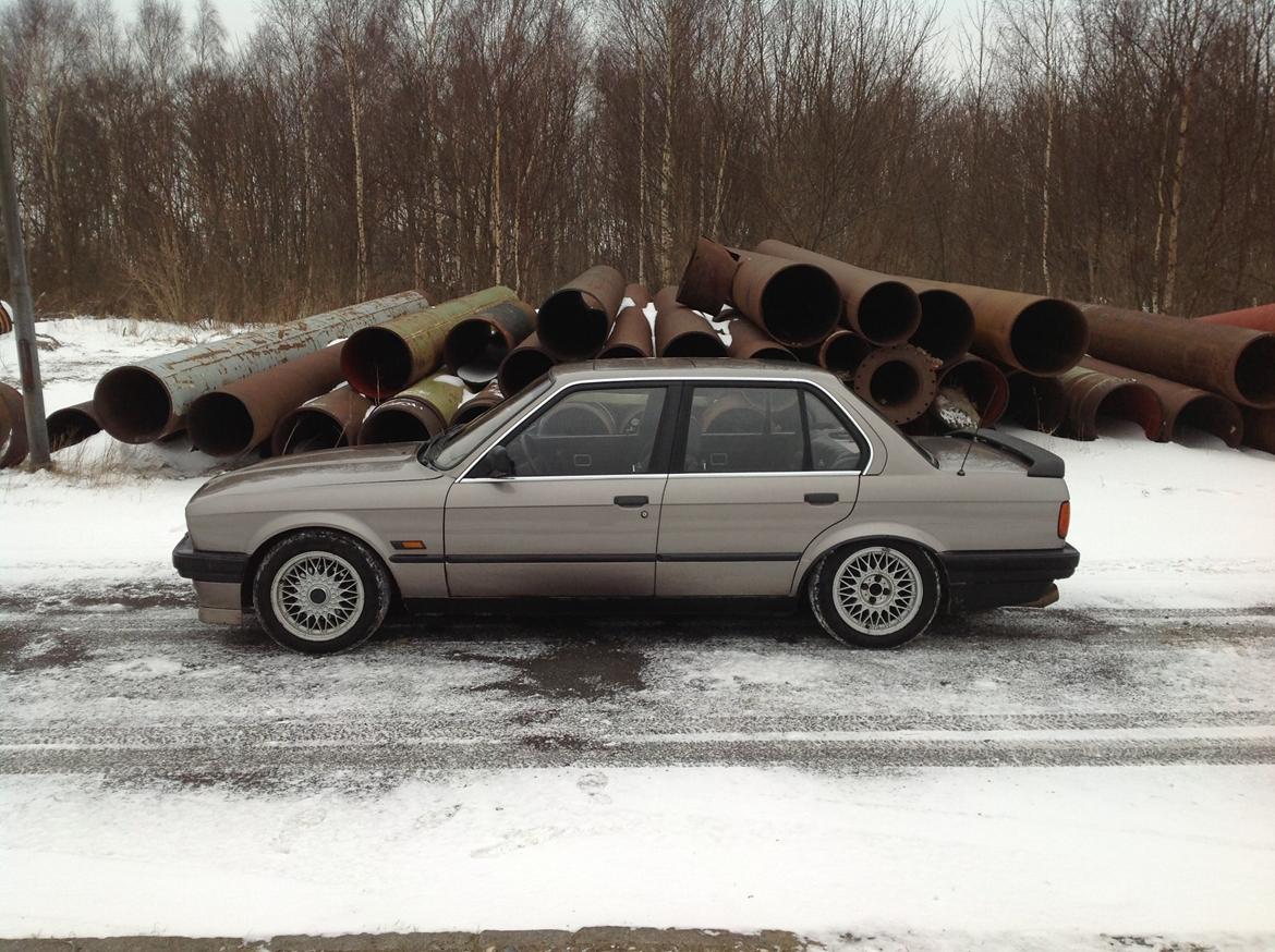 BMW E30 318i billede 5