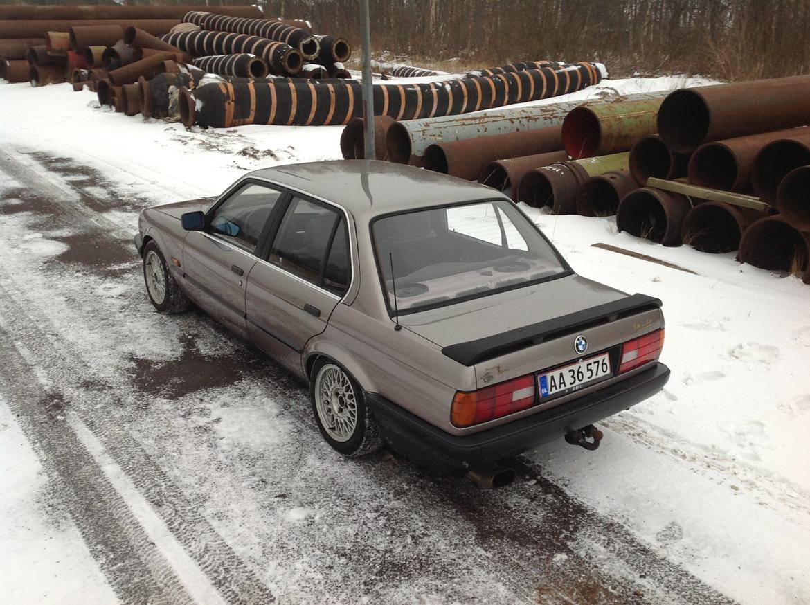 BMW E30 318i billede 11