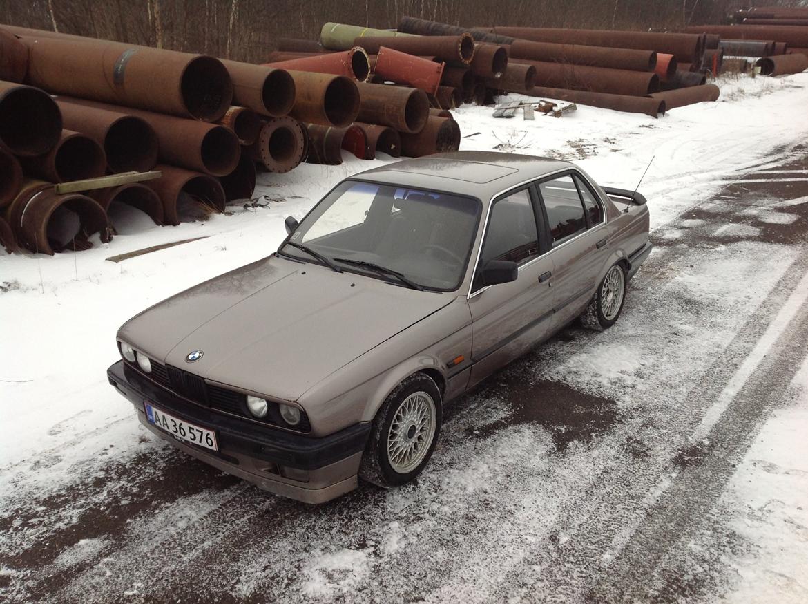 BMW E30 318i billede 13