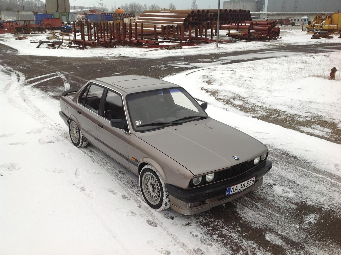 BMW E30 318i billede 14