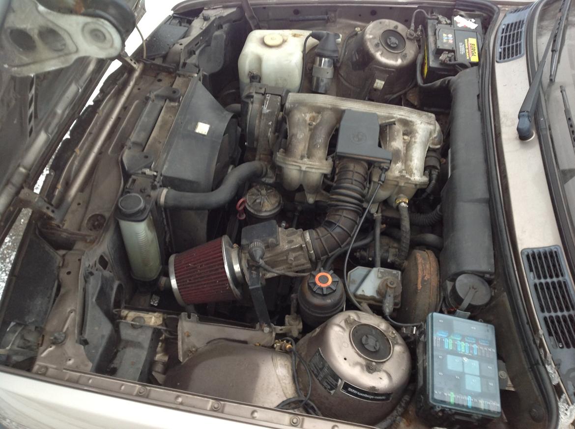 BMW E30 318i billede 19