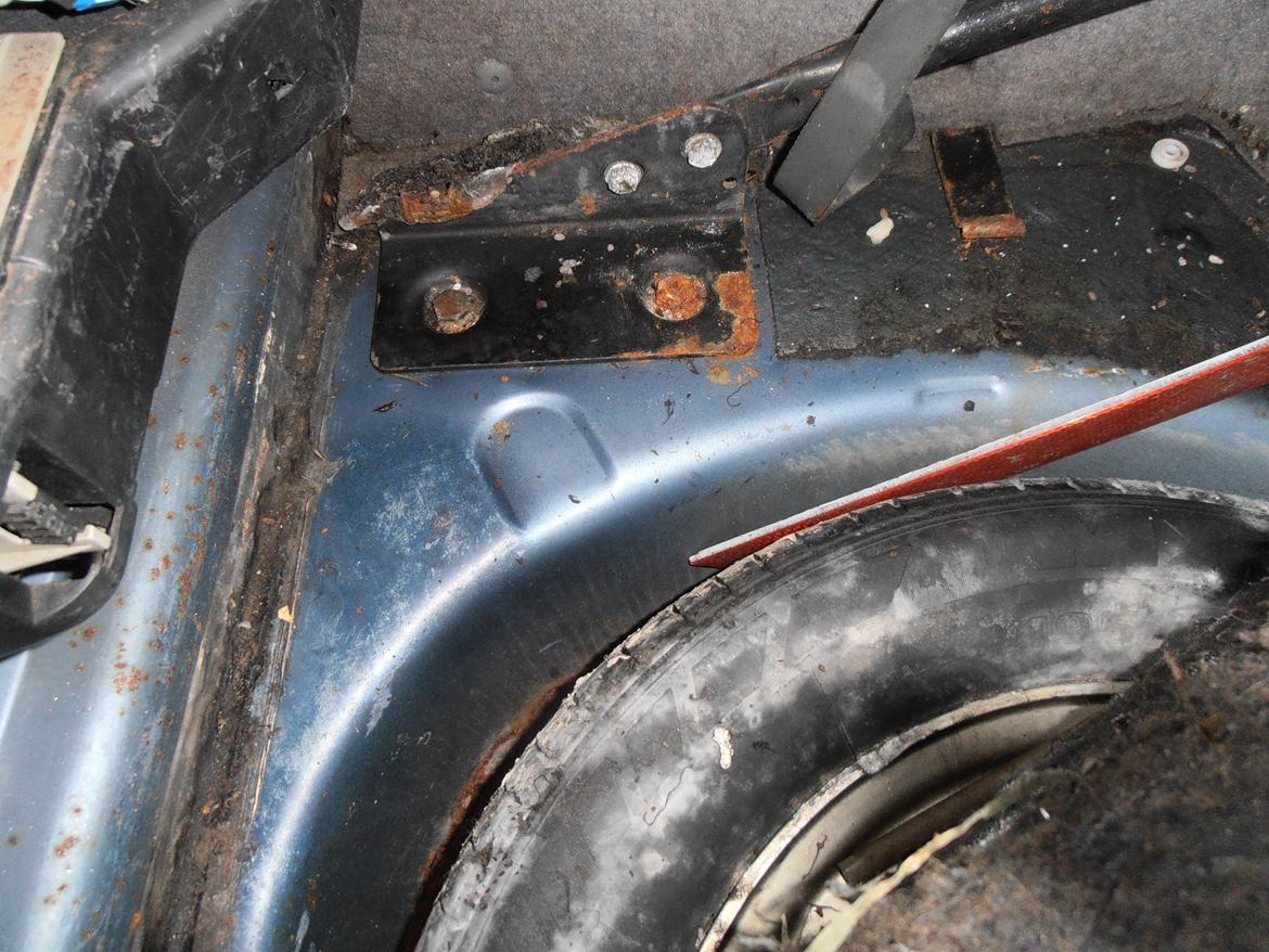 Ford Sierra XR4I MK1  SKROTTET PGA RUST billede 4