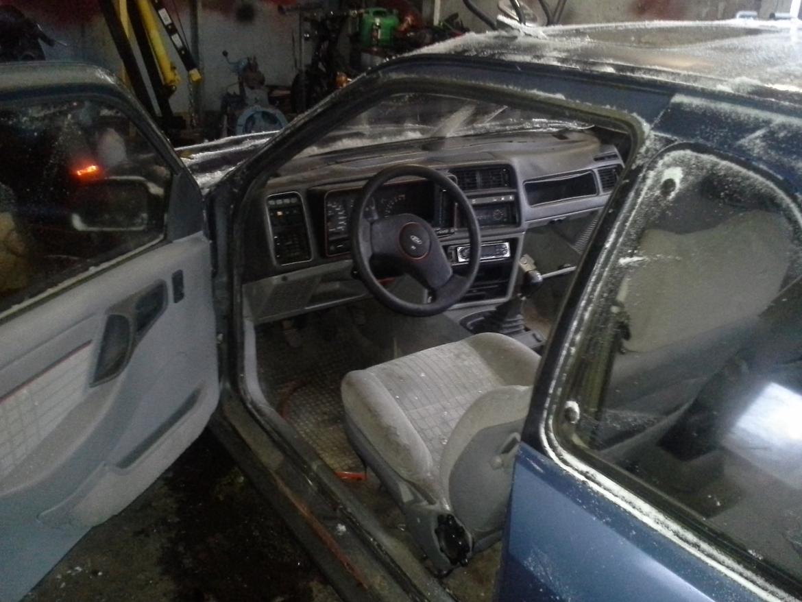 Ford Sierra XR4I MK1  SKROTTET PGA RUST billede 15