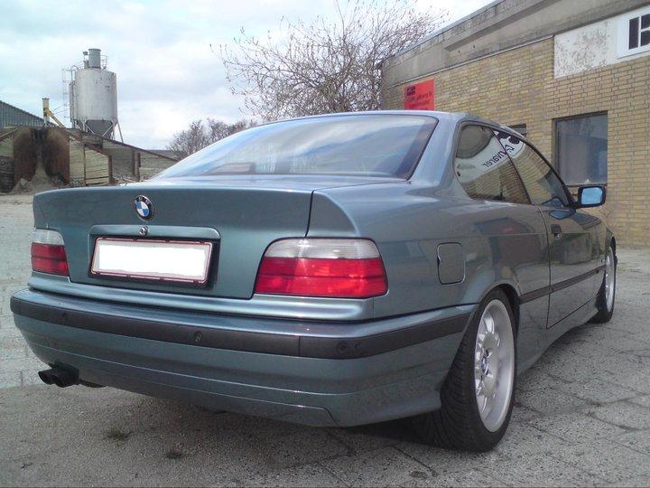 BMW E36 328i Coupe - Med sommerfælge, og undervogn skruet ned. billede 20