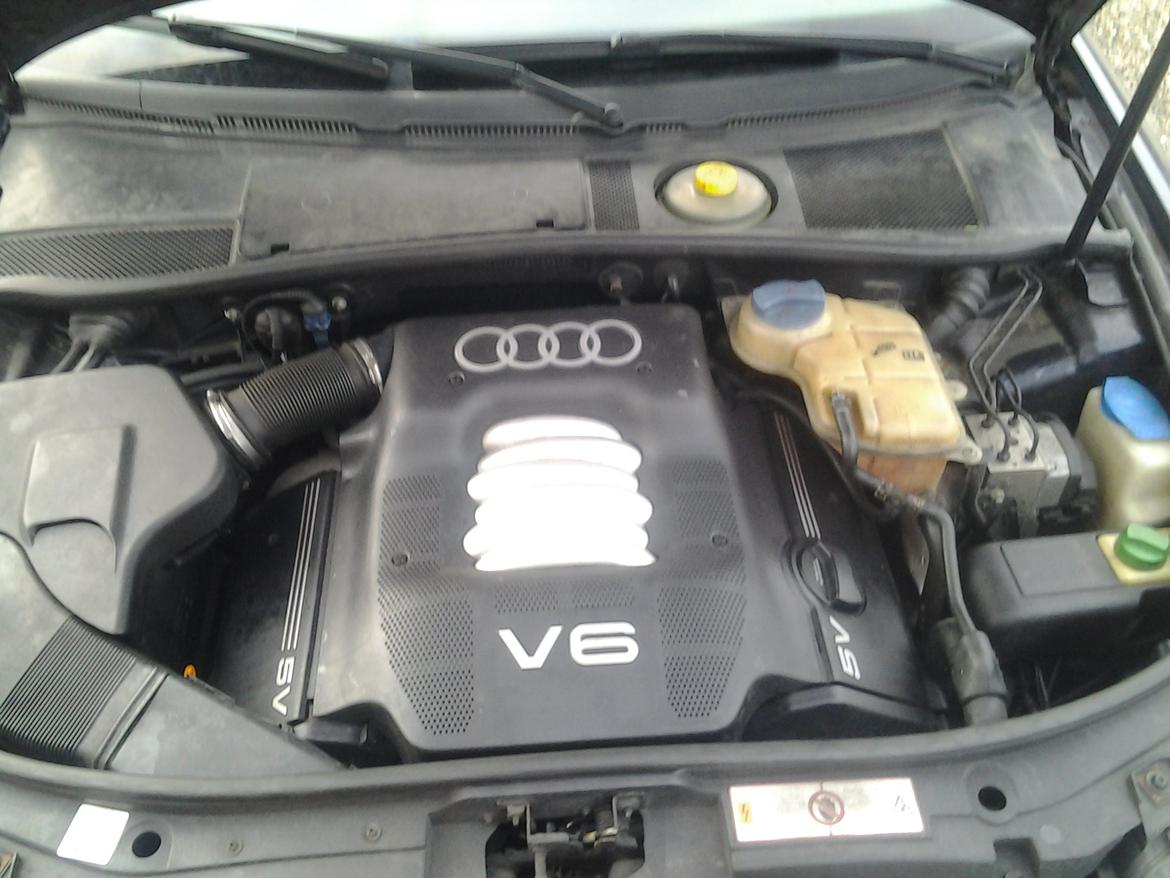 Audi A6 2,8 billede 9