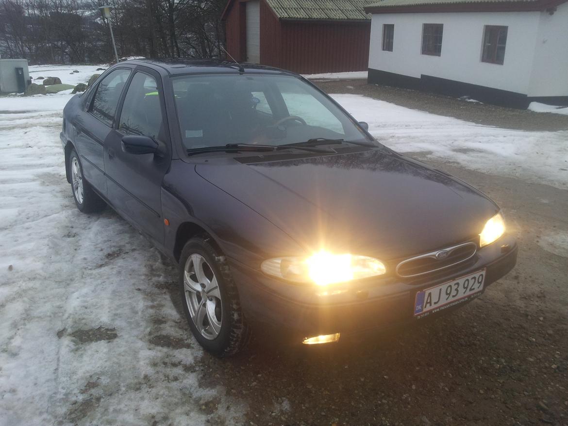Ford mondeo mk1 1,8 zetec billede 2
