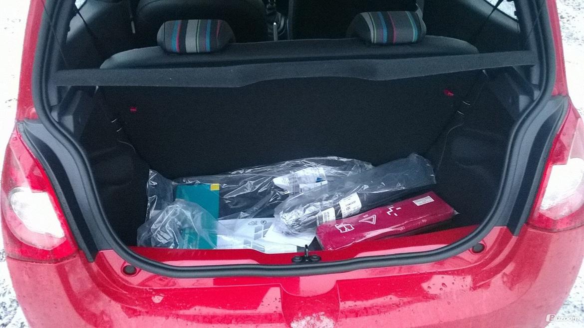 Renault Twingo - Startersæt, et sæt måtter er allerede sat i bilen. billede 20