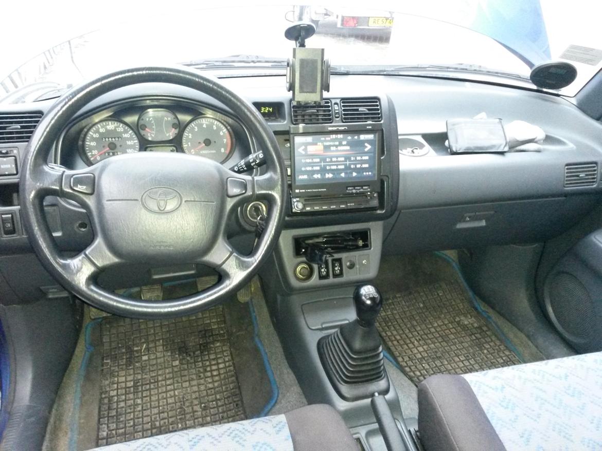 Toyota RAV4 billede 13