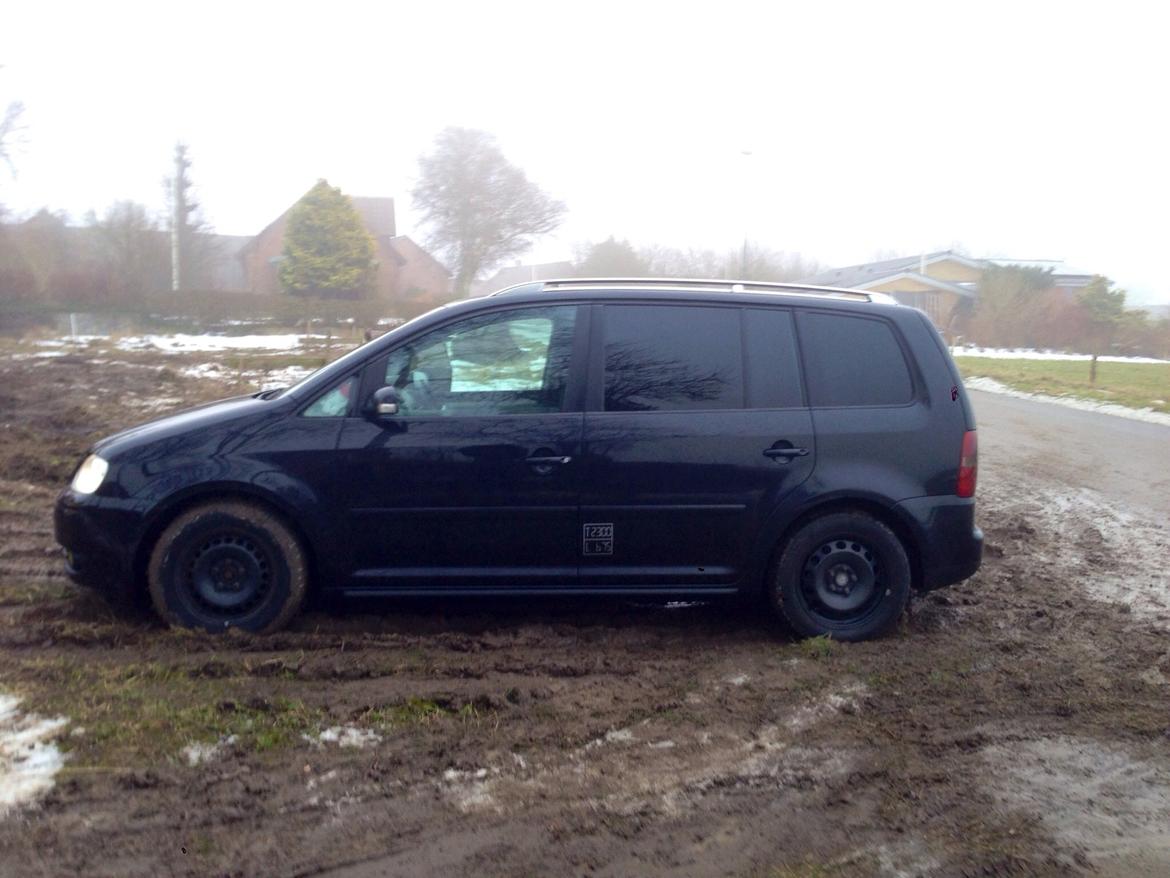 VW Touran 2.0 TDI HIGHLINE billede 2