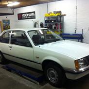 Opel Rekord E1 2dørs