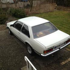 Opel Rekord E1 2dørs