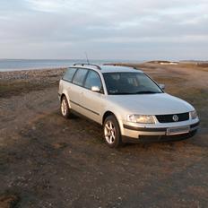 VW PASSAT Variant (3B5)