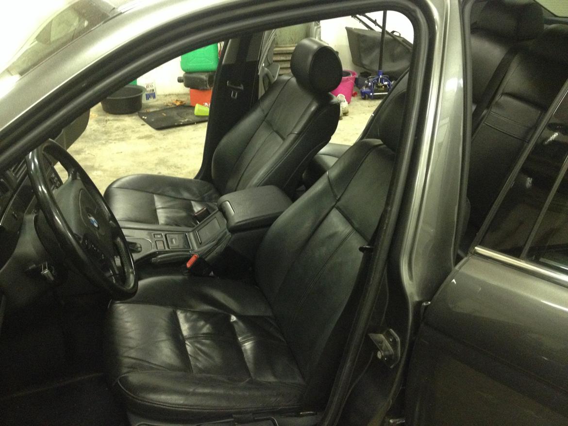 BMW 528i Steptronic billede 1