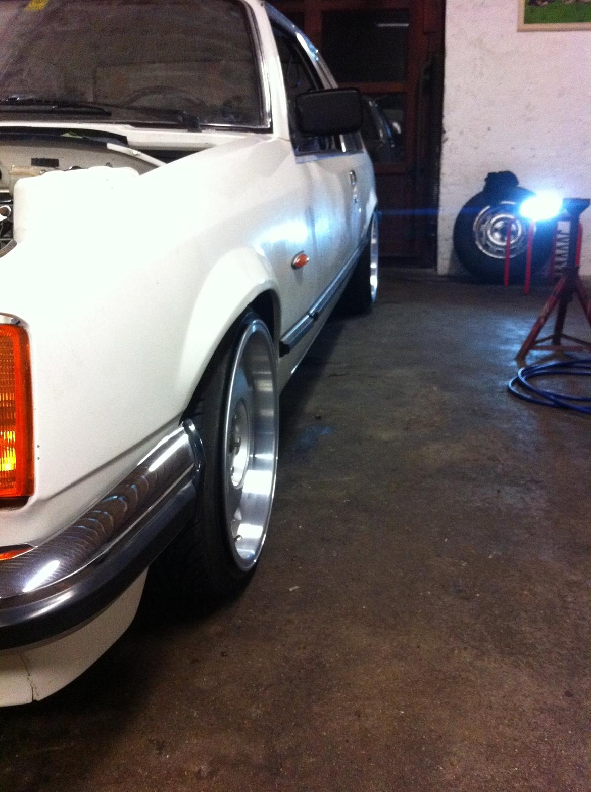 Opel Rekord E1 2dørs - Fornuftig sommerhøjde :D billede 21