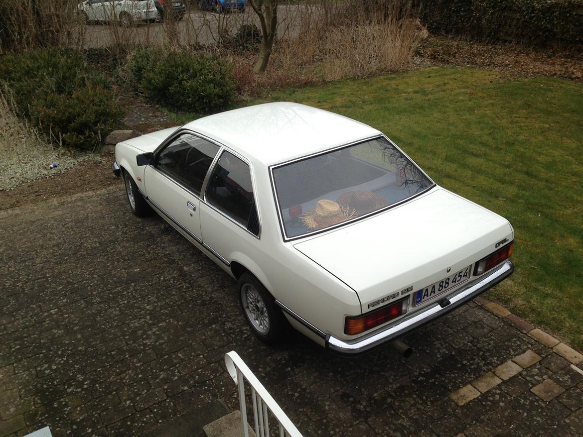 Opel Rekord E1 2dørs billede 3